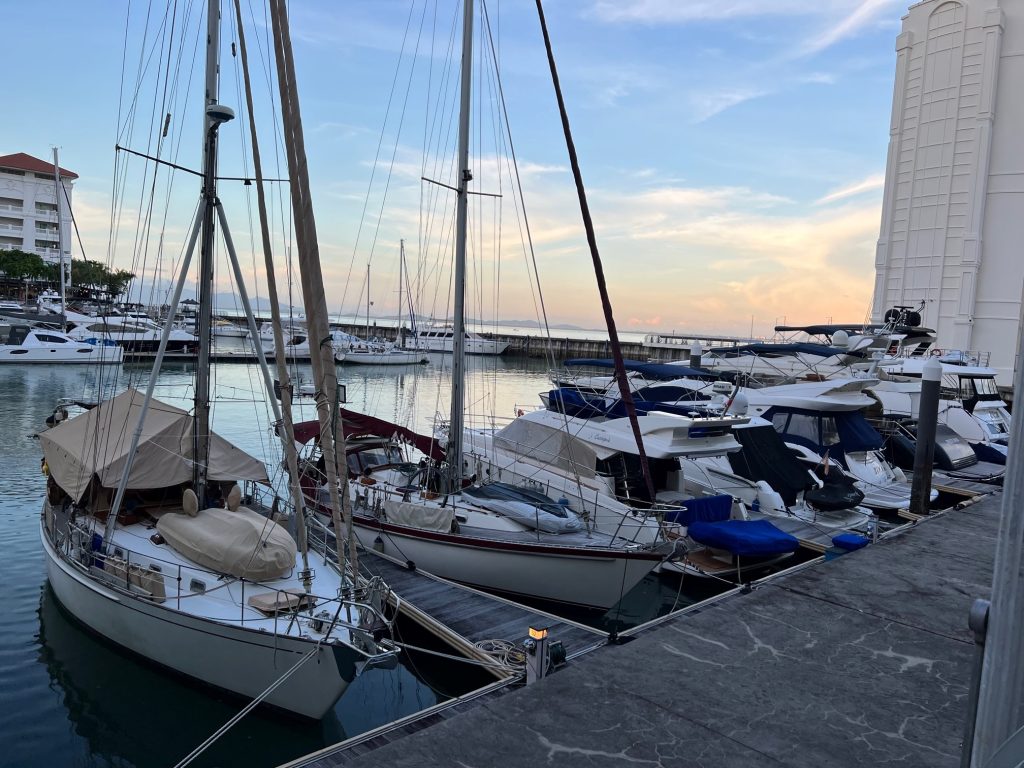 strait quay marina yacht